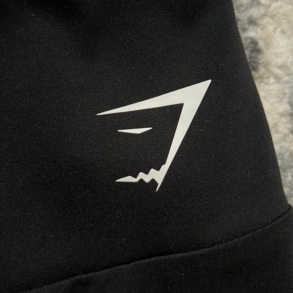 Gymshark Cropped Black Leggings - Picture 3 of 7